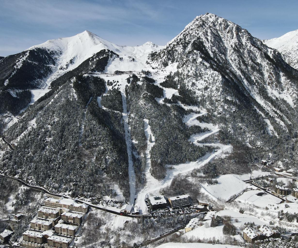 Winter Activities Ushuaia The Mountain Hotel Arinsal Winter Activities Ushuaia The Mountain Hotel Arinsal