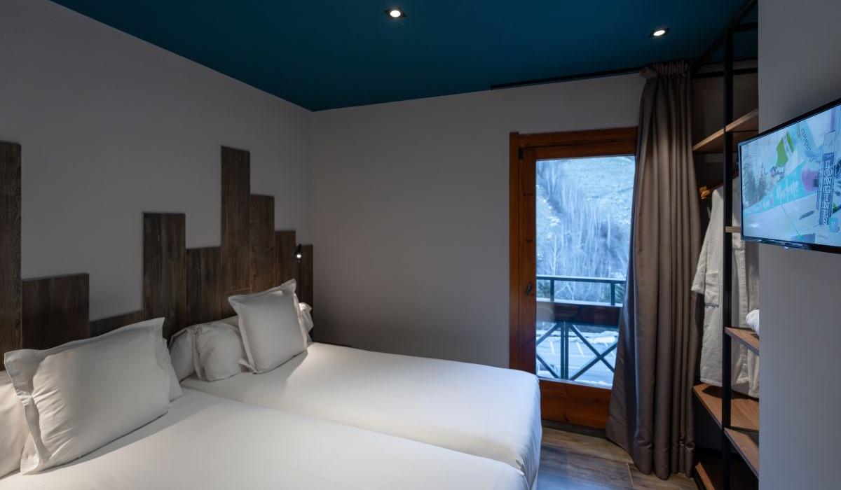 Junior Suite Ushuaia The Mountain Hotel Arinsal Junior Suite Ushuaia The Mountain Hotel Arinsal